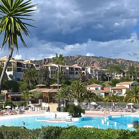 Studio Village Cap Esterel - L'esquinade-83 By Interhome